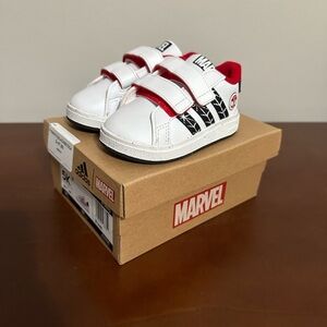 Marvel Spiderman Adidas toddler size 5